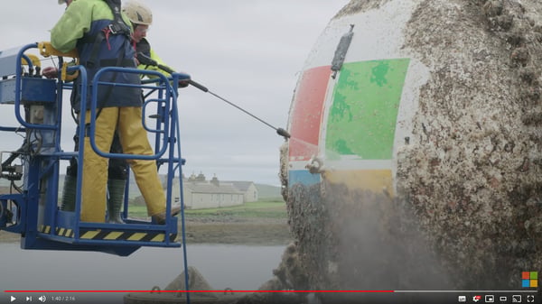 Microsoft reveals findings from Project Natick, its experimental undersea datacenter - YouTube