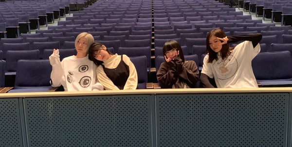 矢川 葵さんのツイート: "solitude hotel 7F ご来場ありがとうございました！🐳💕… "